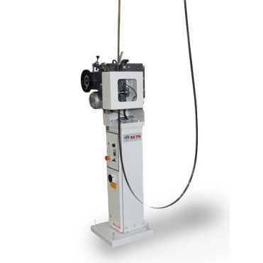 Maszyna do ustawiania z�b�w pi� ta�mowych SZ 75 MVM